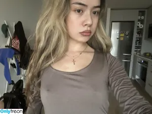 Mia Kerin / miakerin nude photo #0179