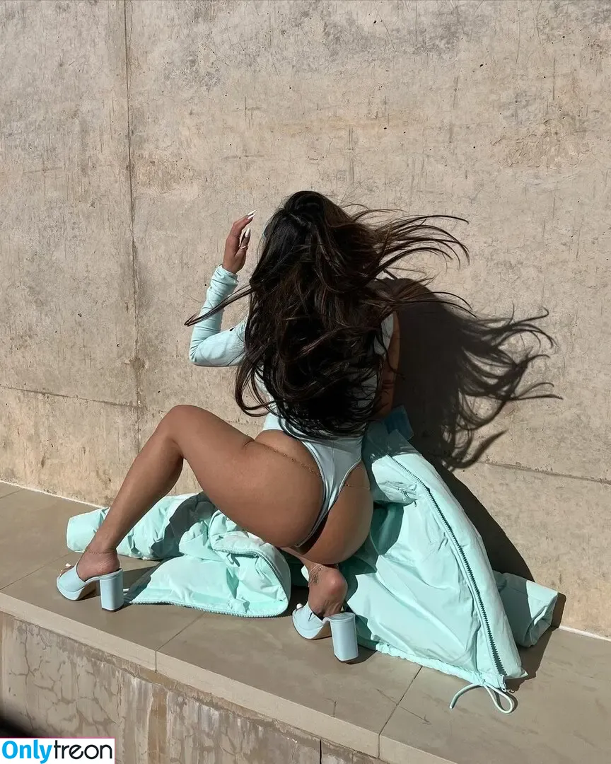 Mia Khalifa nude photo #0585 (miakhalifa)