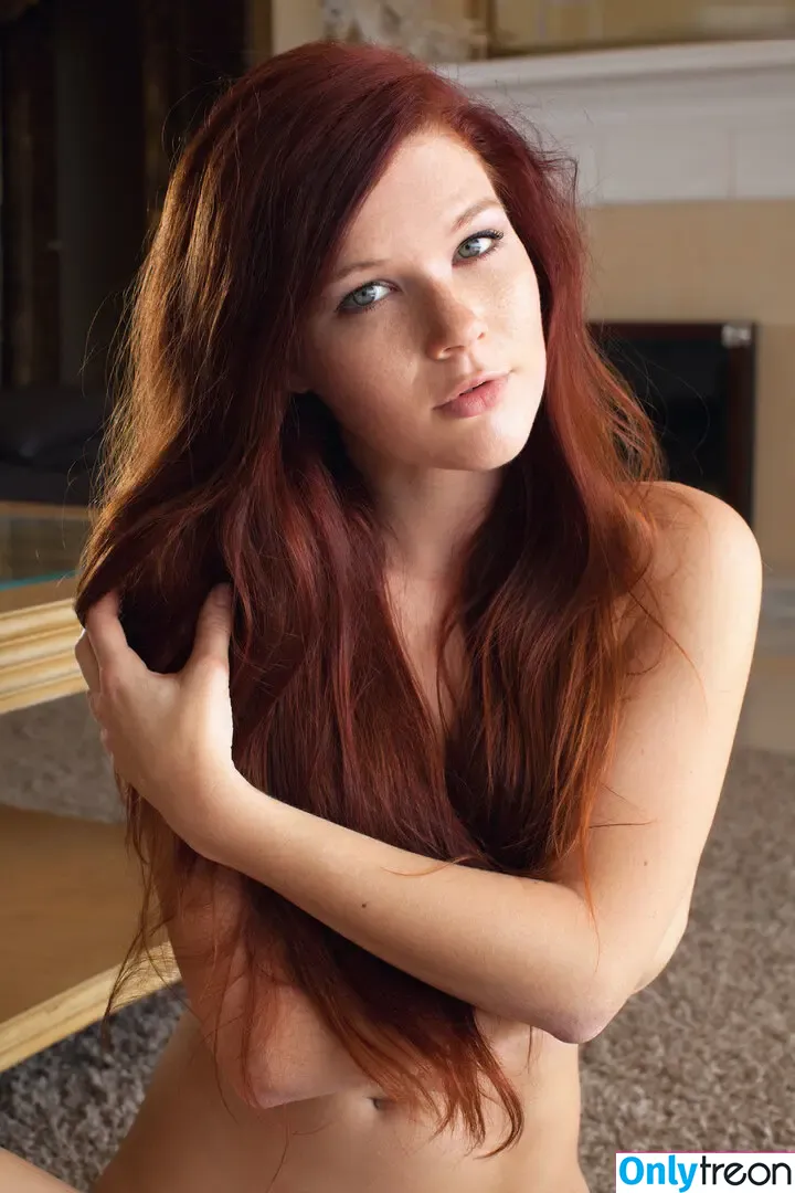 Mia Sollis nude photo #1665 (miastune)