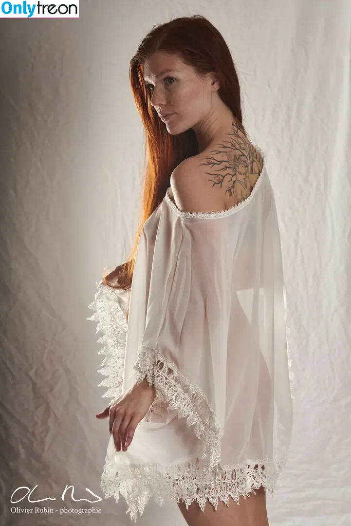 Mia Sollis nude photo #1913 (miastune)
