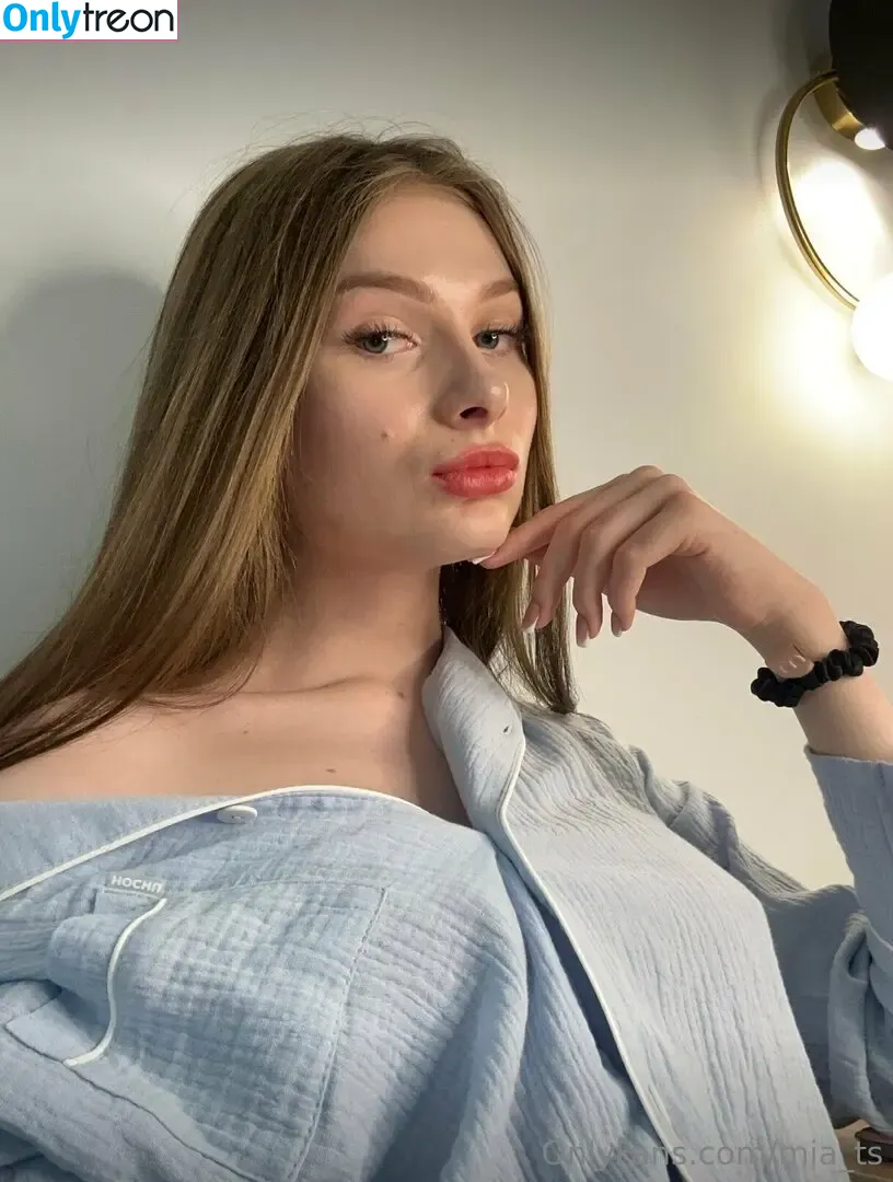 mia_ts nude photo #0140 (mia.ts / t_s_miaa)
