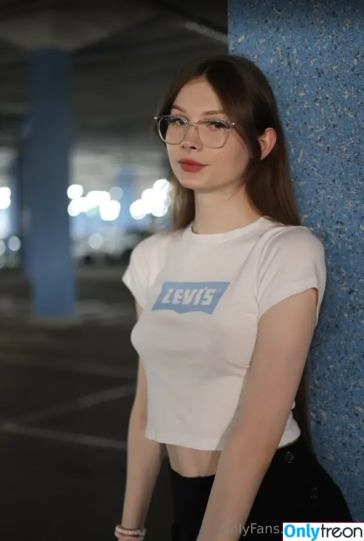 mia_ts nude photo #0200 (mia.ts / t_s_miaa)