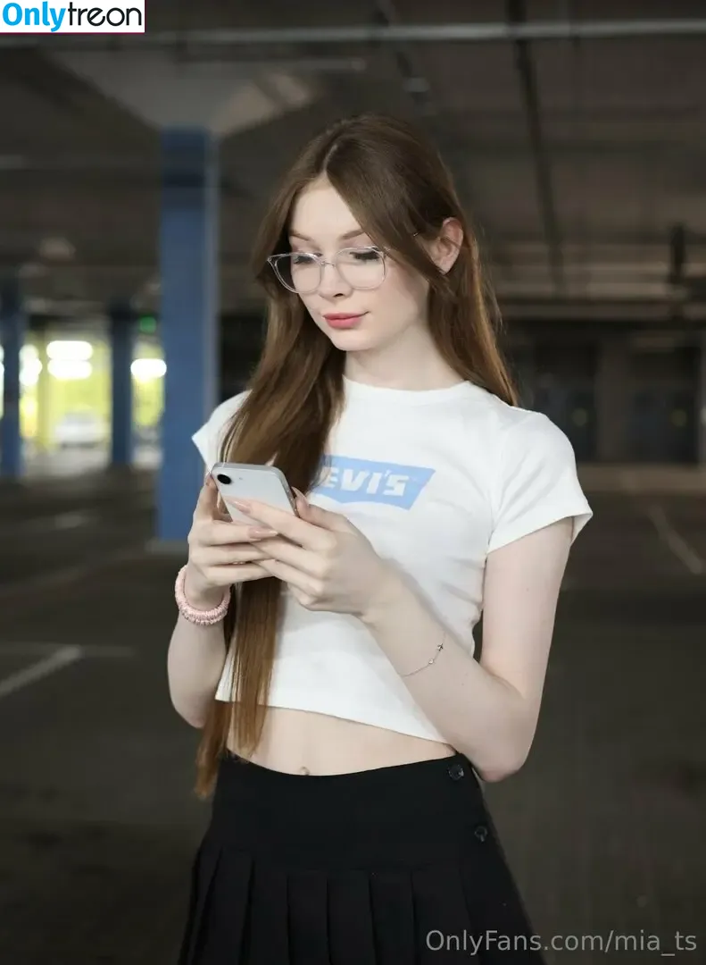 mia_ts nude photo #0204 (mia.ts / t_s_miaa)