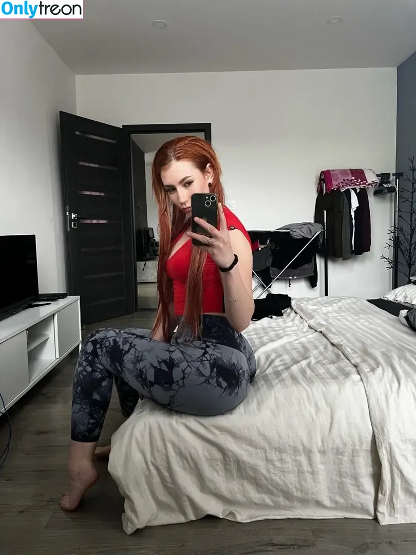 miaasyn nude photo #0008 (miaasyas)