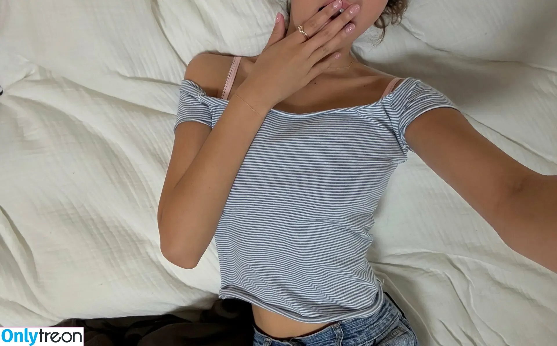 miabambi nude photo #0011 (miabambi)