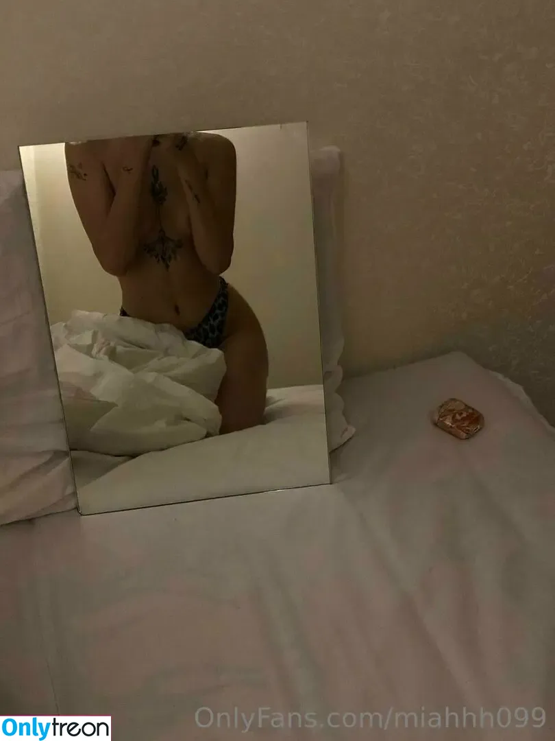 miahhh099 nude photo #0008 (miahhh9)