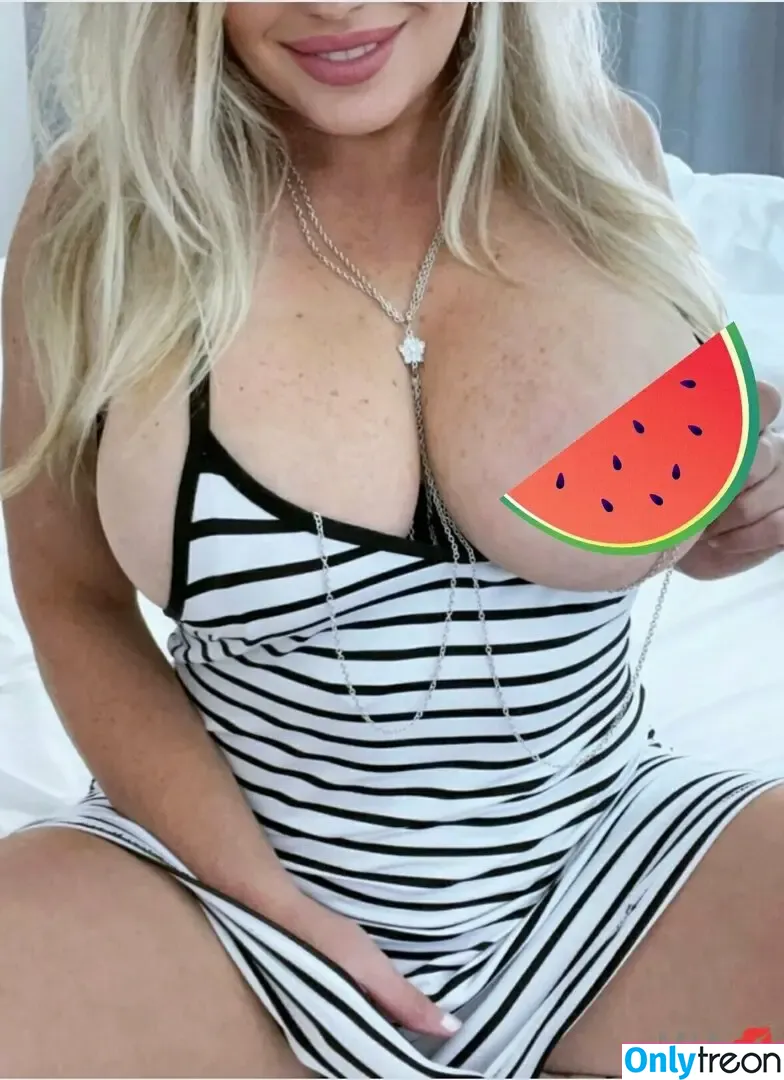 miamartin_1 nude photo #0480 (miamartin__)