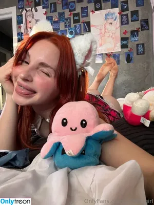 miathegirl / xomialind nude photo #0015