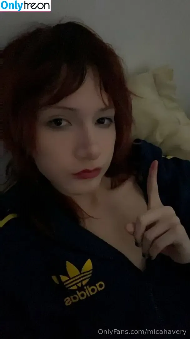 micahavery nude photo #0021 (therealmicahavery)