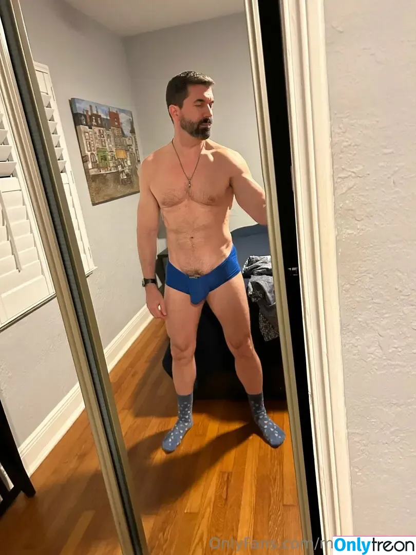 michaeltoad nude photo #0093 (iammiketodd)