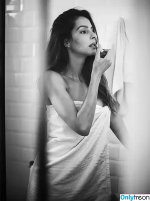 Michelle Batista / gêmea da Giselle / mixabatista nude photo #0234
