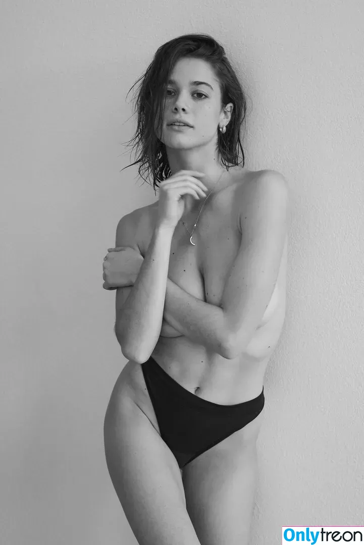 Michelle Ellyse Schlaman nude photo #0327 (Schlaman / michelle_ellyse)