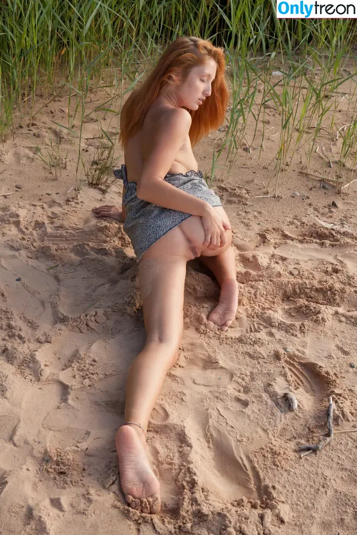 Michelle H. aka The Red Fox nude photo #0696 (ne_prosto_lisa / redfoxofficial)