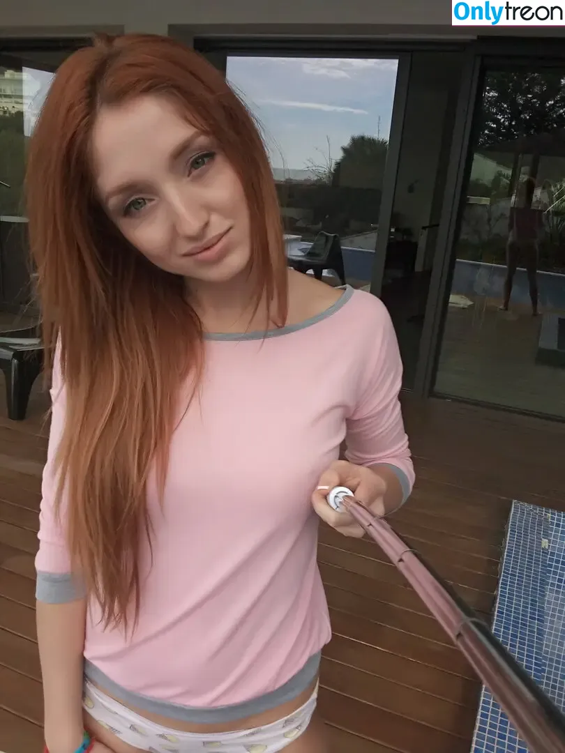 Michelle H. aka The Red Fox nude photo #0895 (ne_prosto_lisa / redfoxofficial)