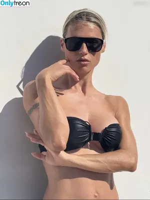 Michelle Hunziker / m_hunziker / therealhunzigram nude photo #0828