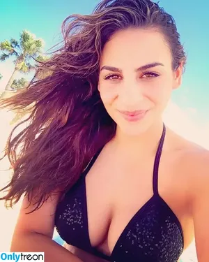 Michelle Rotella / MRotellaWx nude photo #0003