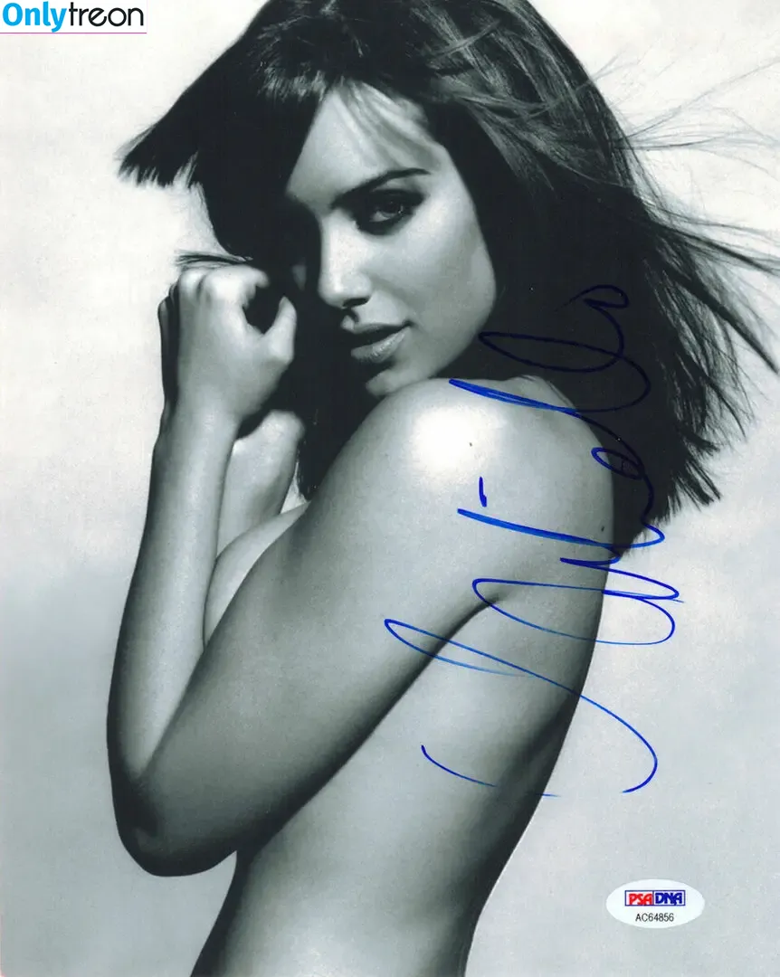 Michelle Ryan nude photo #0107 (michelle_ryan_fanpage / missryanirish)