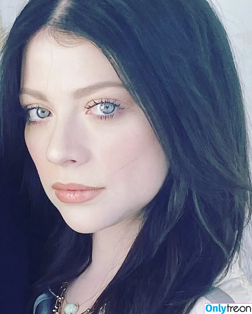 Michelle Trachtenberg nude photo #0031 (michelletrachtenberg)