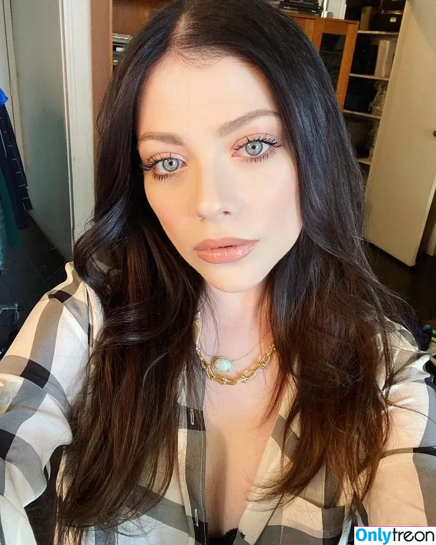 Michelle Trachtenberg nude photo #0032 (michelletrachtenberg)