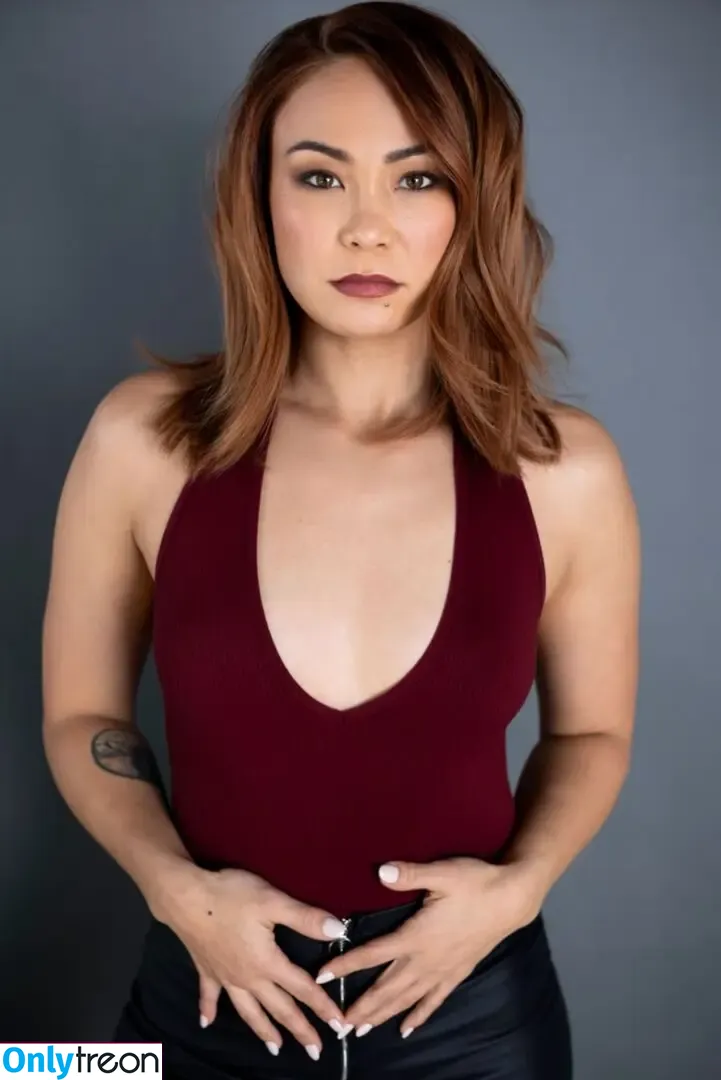 Michelle Waterson nude photo #0107 (Karate Hottie / karatehottiemma)