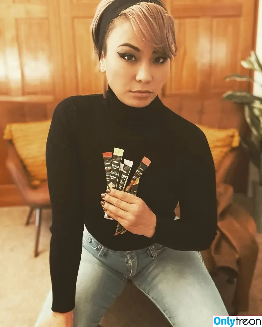 Michelle Waterson nude photo #0121 (Karate Hottie / karatehottiemma)