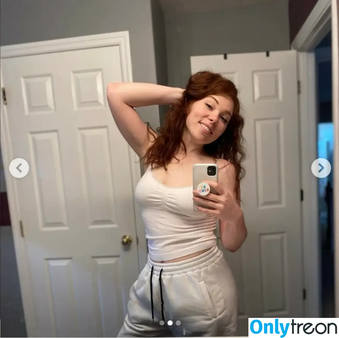 michellekicksmajorass nude photo #0003 (Ikickmajorass / MuhShel Light)