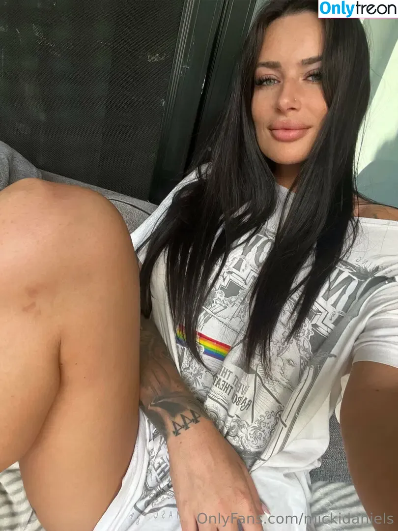 mickidaniels nude photo #0070 (sihing_micky_daniels)