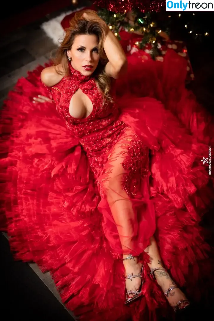Mickie James nude photo #0155 (michelejames / themickiejames)