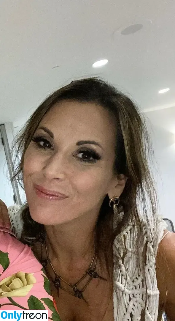 Mickie James nude photo #0251 (michelejames / themickiejames)