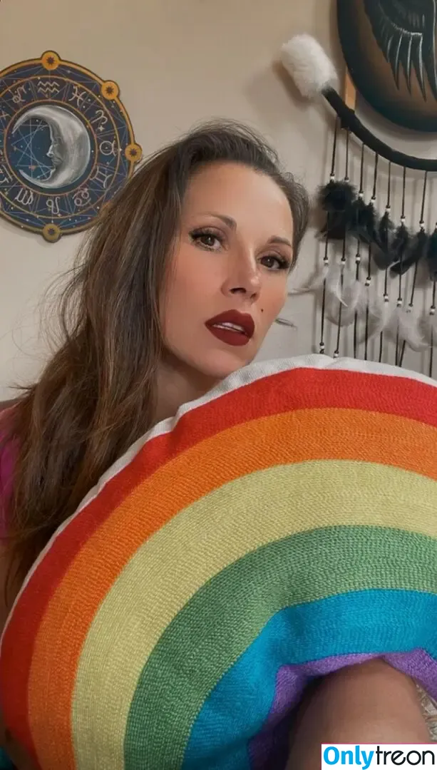 Mickie James nude photo #0271 (michelejames / themickiejames)