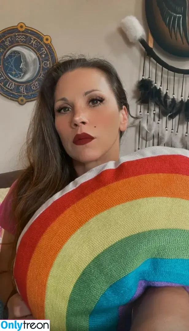 Mickie James nude photo #0272 (michelejames / themickiejames)