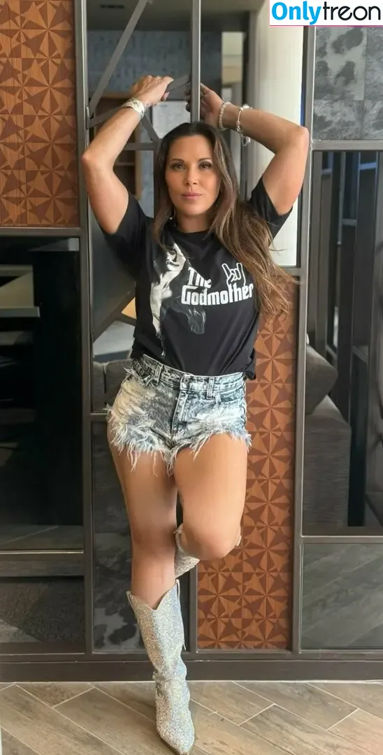Mickie James nude photo #0922 (michelejames / themickiejames)