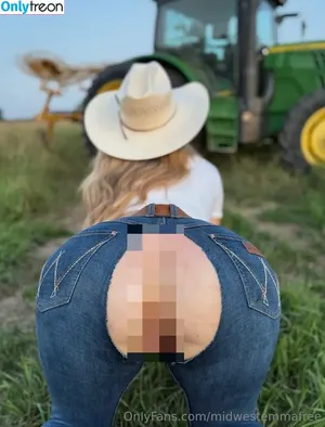 midwestemmafree / midwestemmafarming nude photo #0013