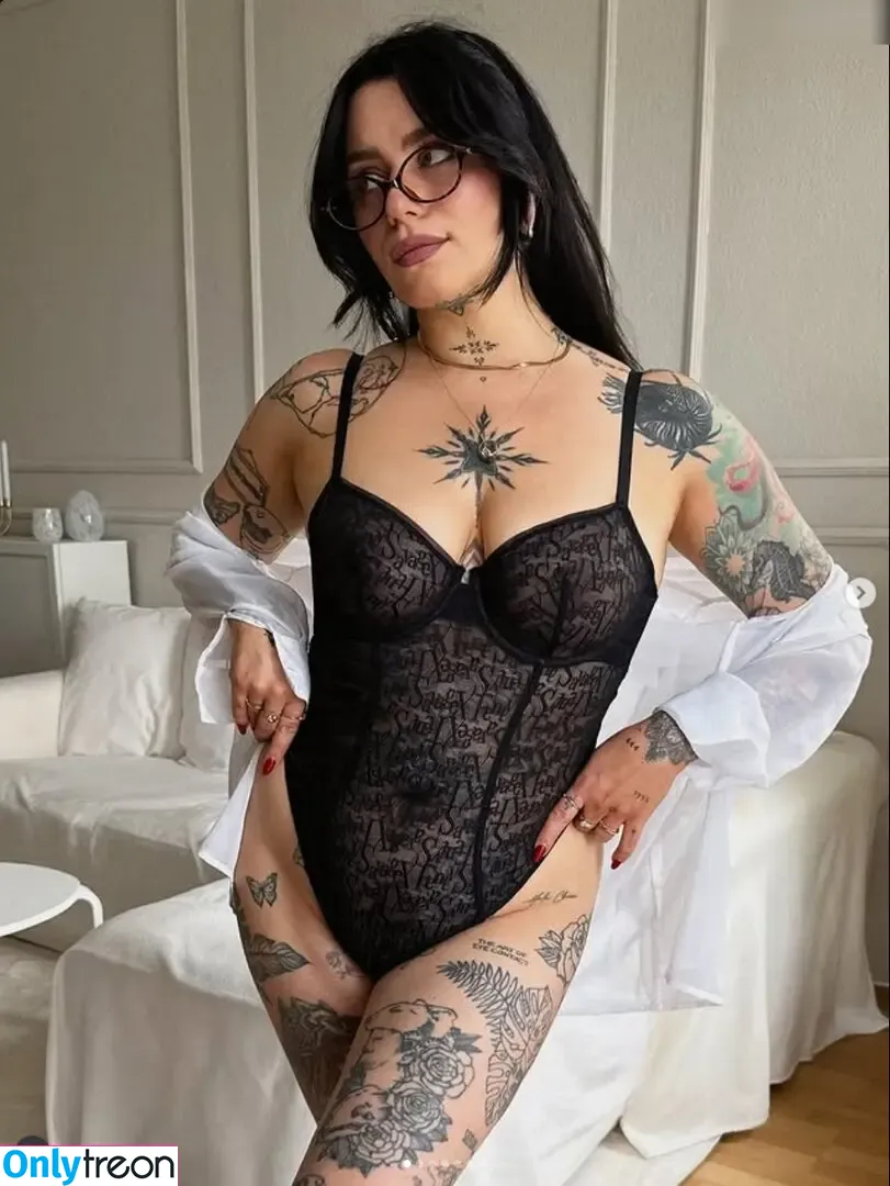 Miezekatz Caro nude photo #0170 (miezekatz______)