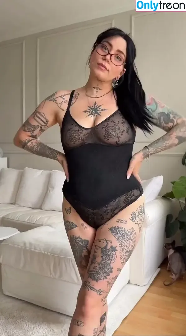 Miezekatz Caro nude photo #0171 (miezekatz______)