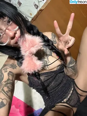  nude photo #0002