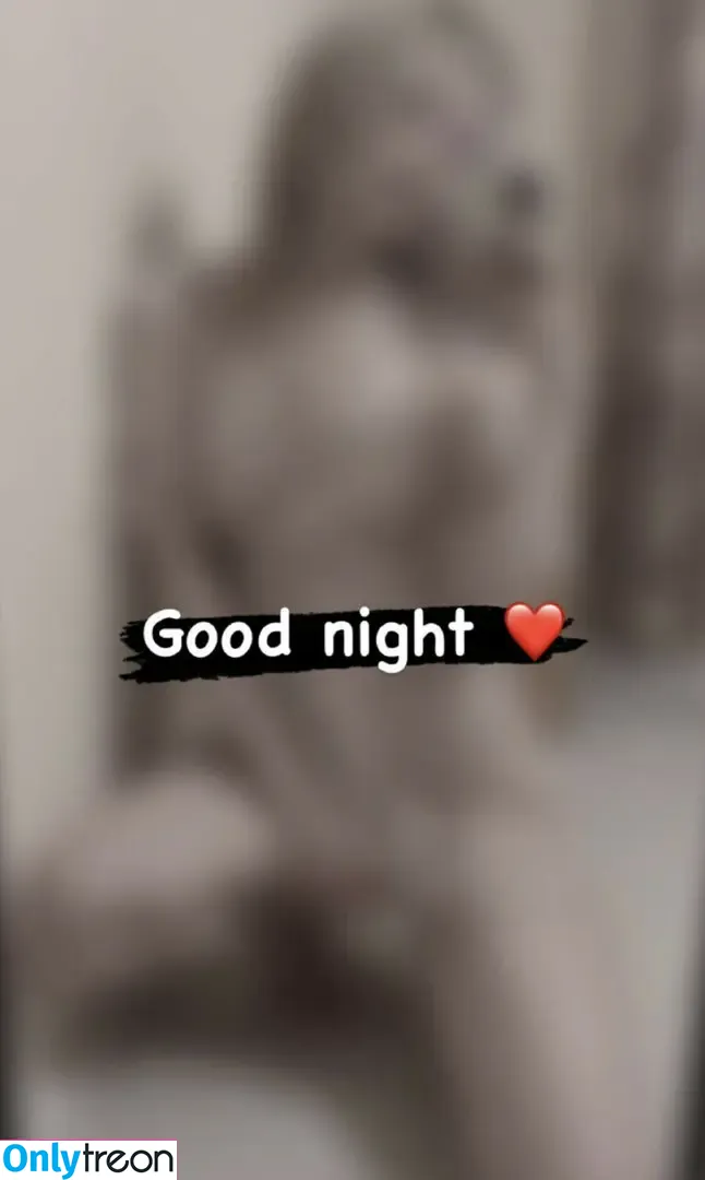 Mik Allen nude photo #0030 (Miakanayuri / miakanayuri.cherry)