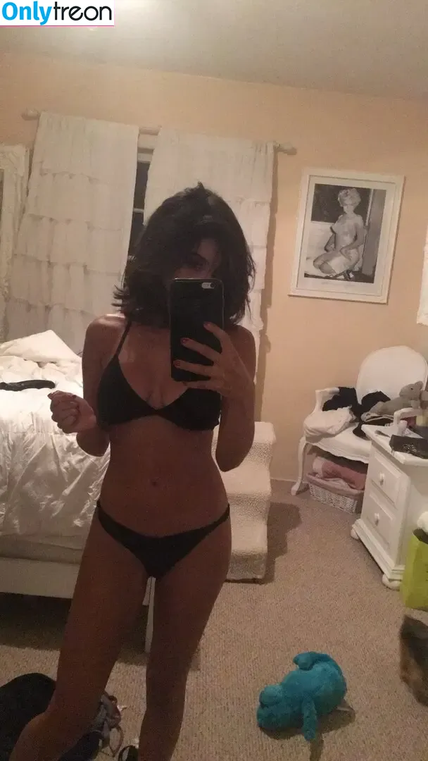 Mikaela Hoover nude photo #0226 (mikaela)