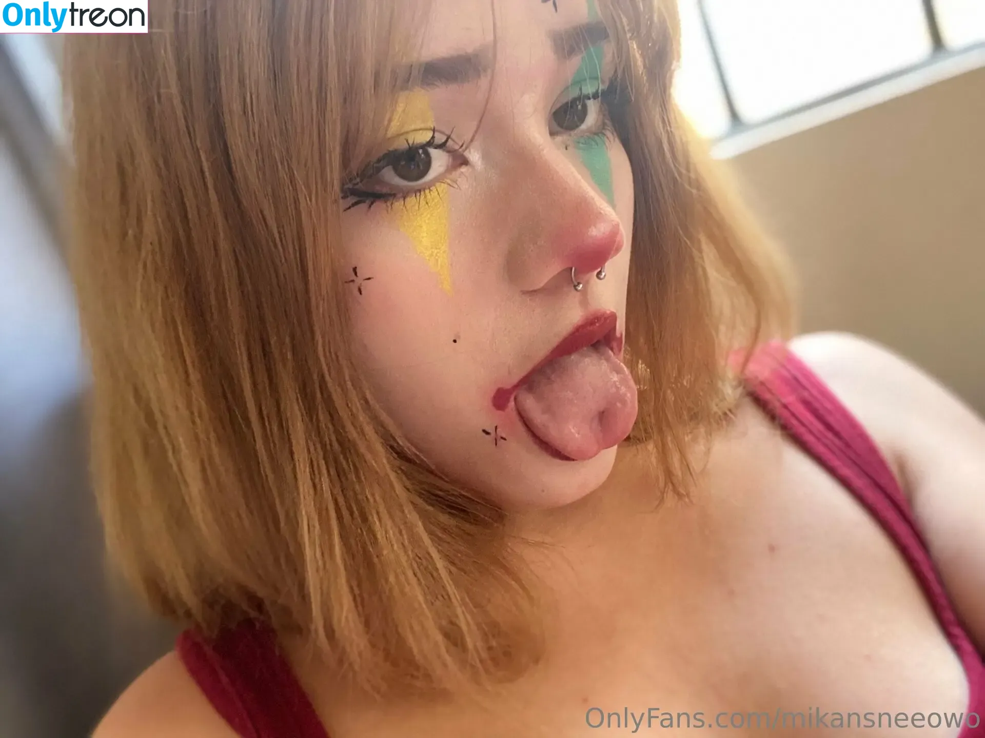 mikansneeowo nude photo #0017 (mikansnee)