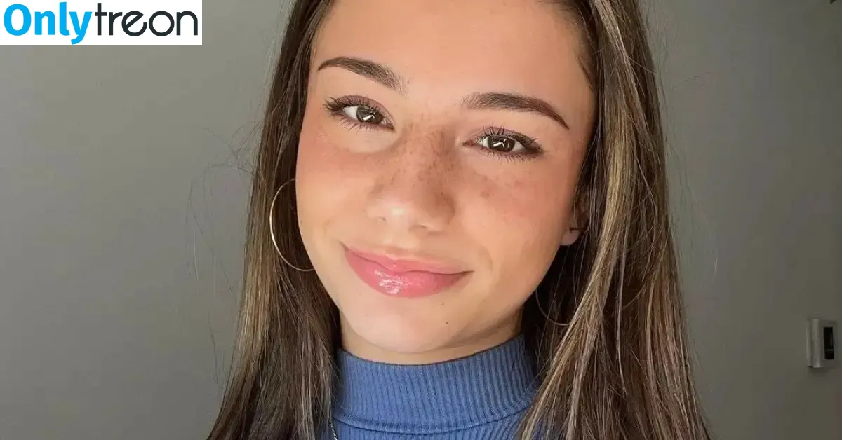 mikaylacampinos nude photo #0010 (mikaylacampinos)