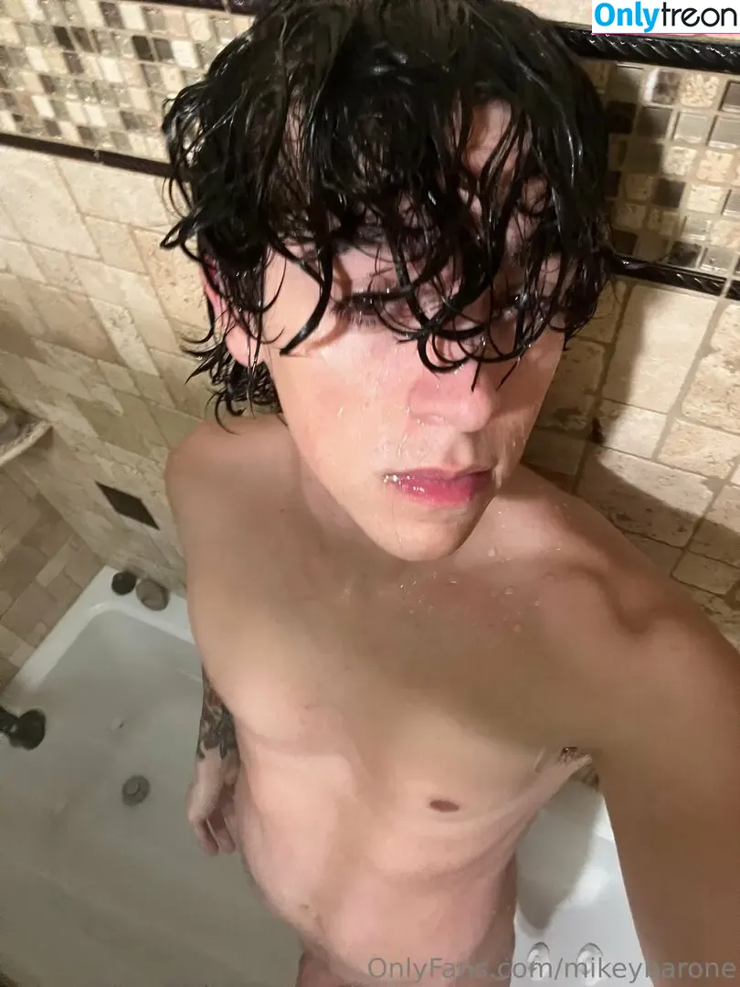 mikeybarone nude photo #0073 (mikeybarone)