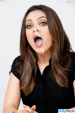 Mila Kunis / MilaKunisv / kunismilaonline / milakunis nude photo #0283