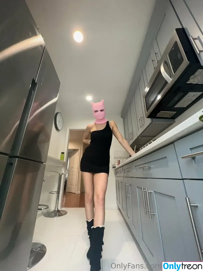 mila.mask nude photo #0024 (mila.mask)