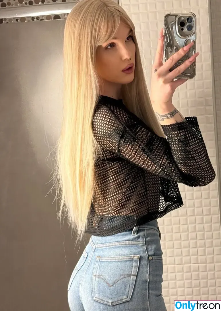 milana_ts nude photo #0122 (milana_ts)