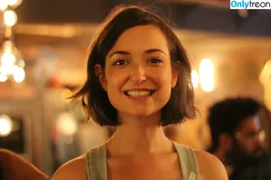 Milana Vayntrub / AT&T Girl / mintmilana nude photo #0916