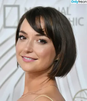 Milana Vayntrub / AT&T Girl / mintmilana nude photo #0942