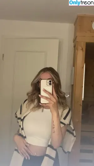  nude photo #0010