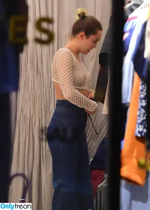 Miley Cyrus / MileyCyrus nude photo #2142