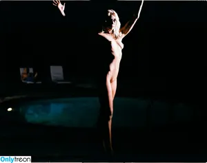 Miley Cyrus / MileyCyrus nude photo #2360