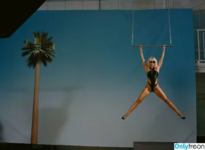 Miley Cyrus / MileyCyrus nude photo #2407